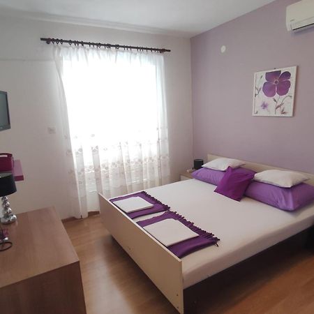 Apartmani Valentino Makarska Esterno foto