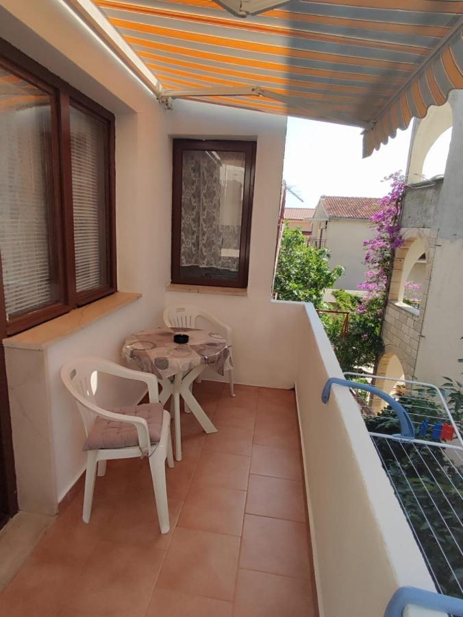 Apartmani Valentino Makarska Esterno foto
