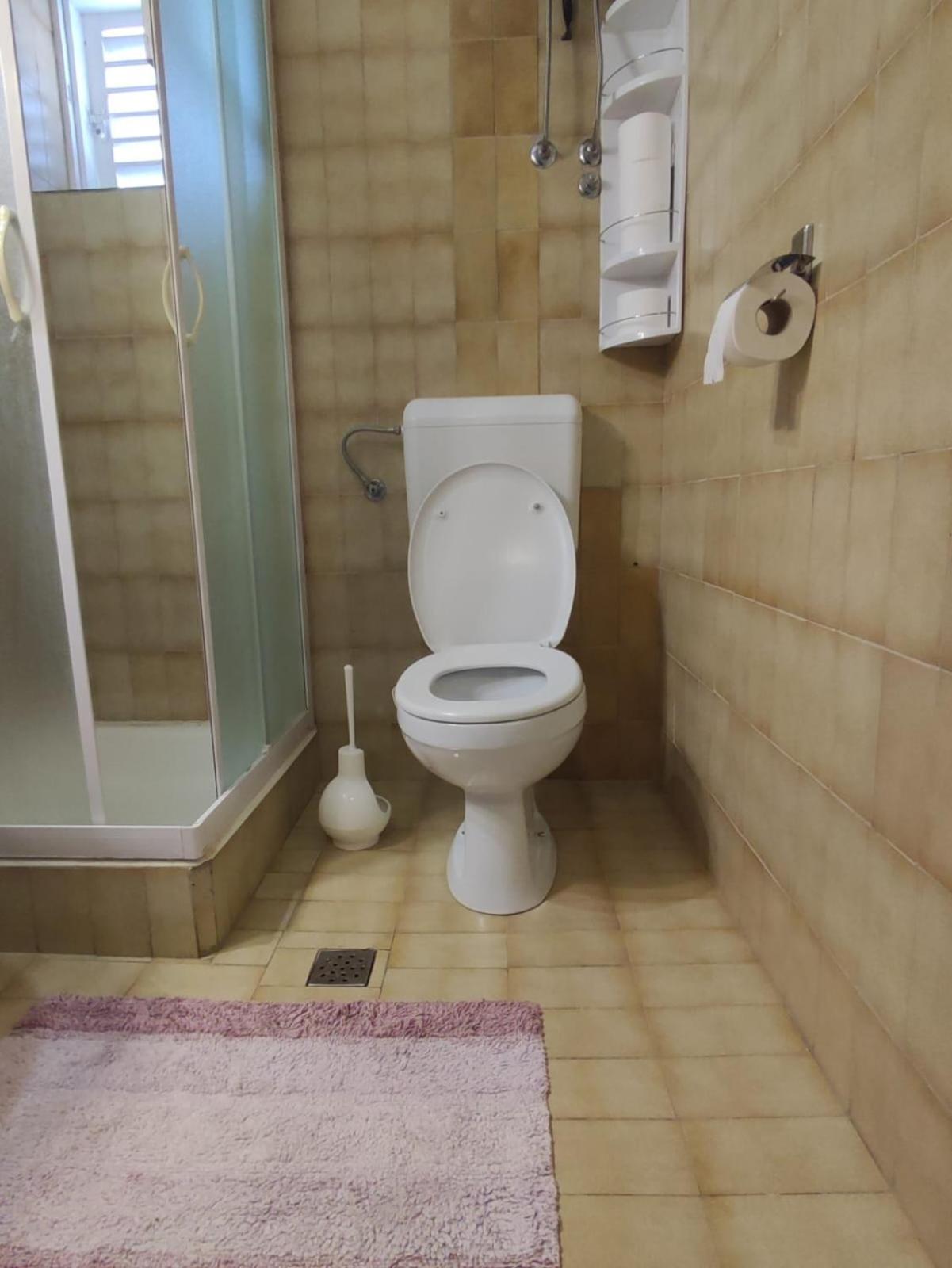 Apartmani Valentino Makarska Esterno foto