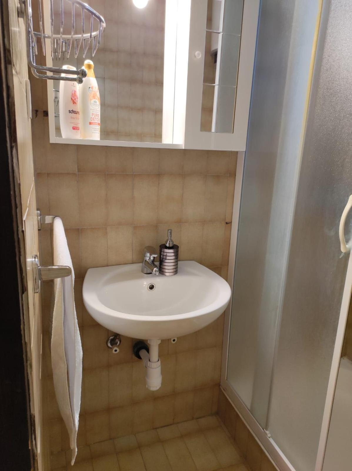 Apartmani Valentino Makarska Esterno foto